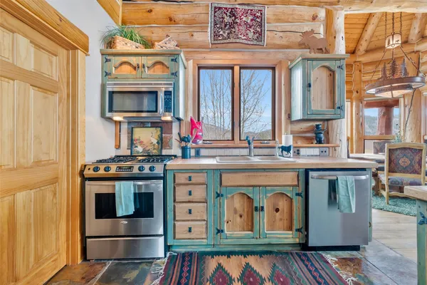 $2,900,000 | 26755 Little Hawk Lane, Clark, CO 80428