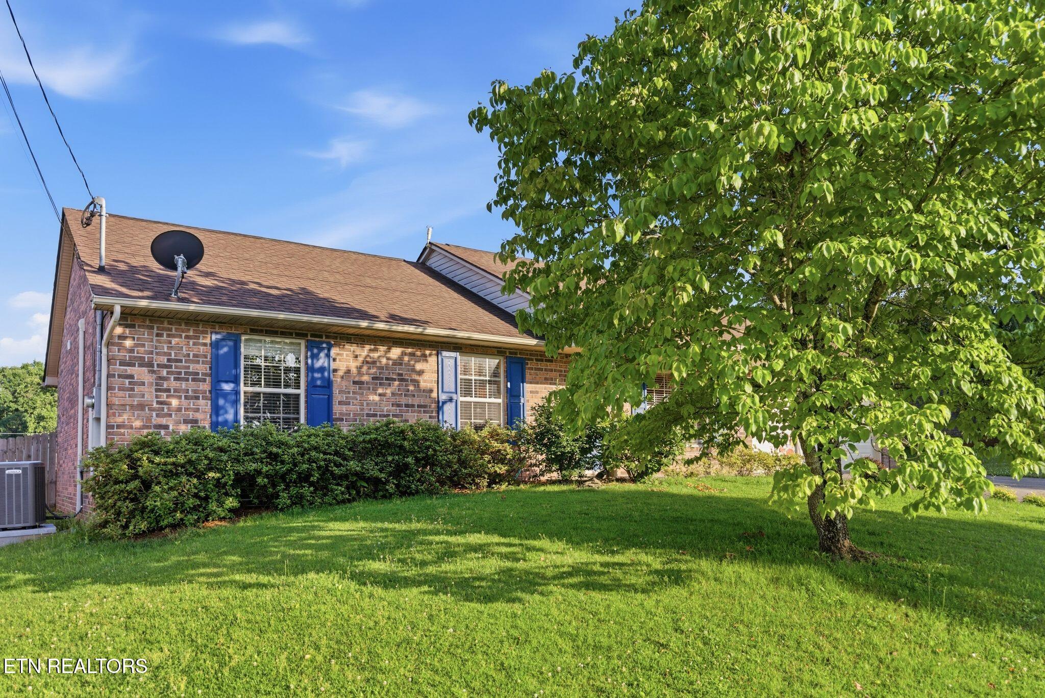 7213 Agatha Road Corryton, TN 37721 - Photo 2 of 34 006_DSC01829