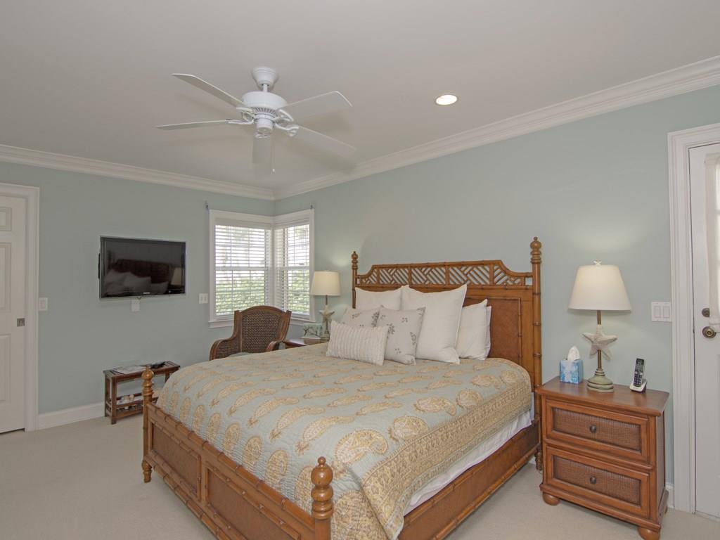 1150 Reef Road, Unit A9 Vero Beach, FL 32963 - Photo 17 of 35 Gallery Image 17