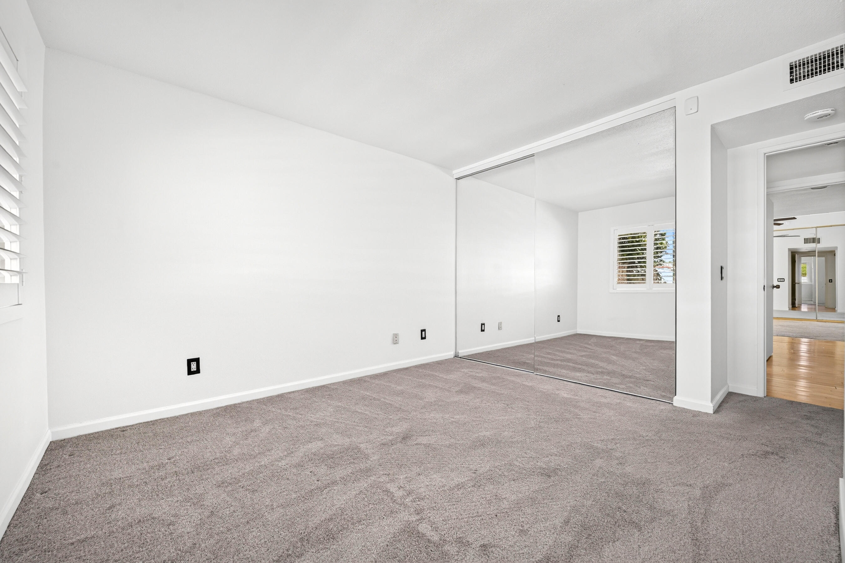 1117 South La Verne Way Palm Springs, CA 92264 - Photo 15 of 35 1117-south-la-verne-way-019