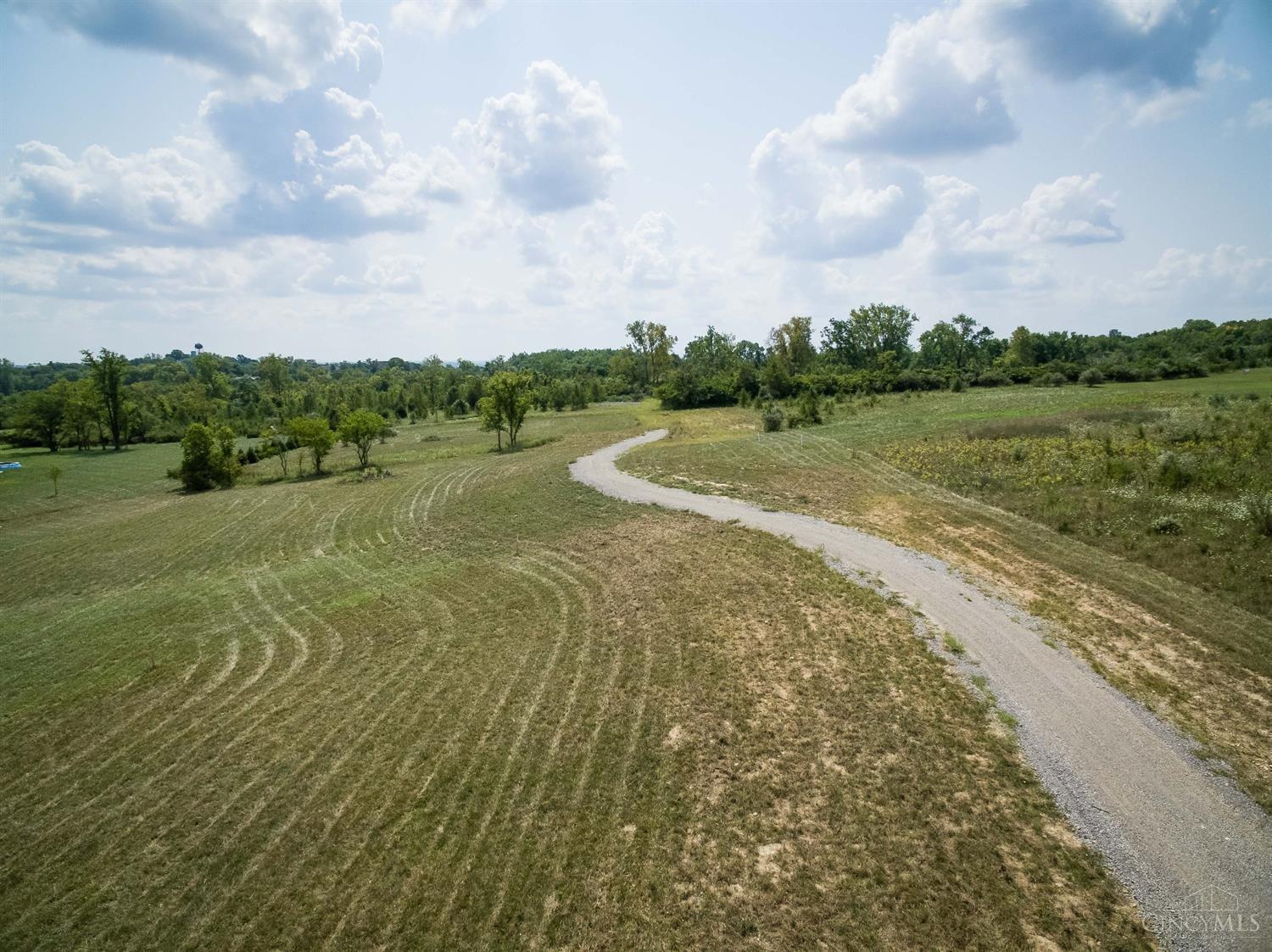 135 Beissinger Road Hamilton, OH 45013 - Photo 9 of 17