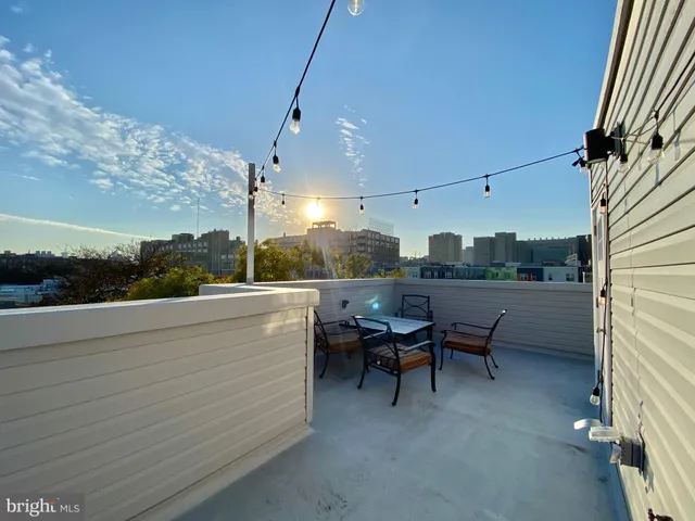 $2,640 | 1932 North 8th Street, Unit 2, Philadelphia, PA 19122