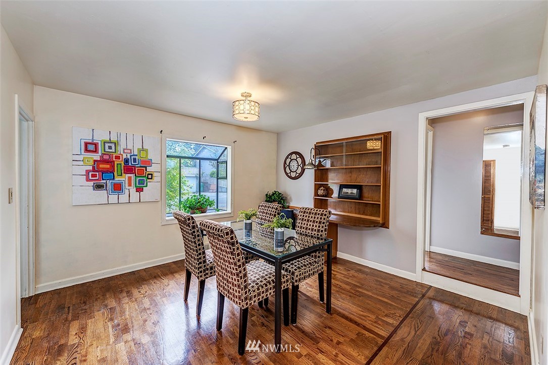 9057 Meridian Place North Seattle, WA 98103 - Photo 4 of 19 Gallery Image 4