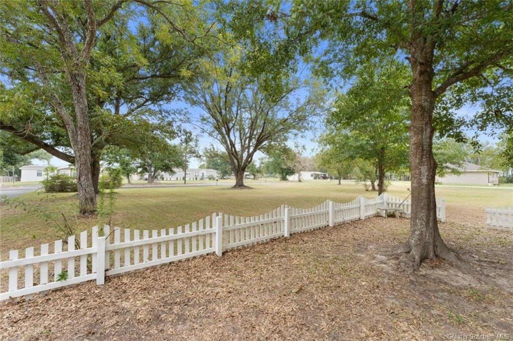 1002 Goodrich Road Sulphur, LA 70665 - Photo 3 of 21