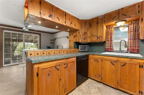 $189,000 | 1002 Goodrich Road, Sulphur, LA 70665