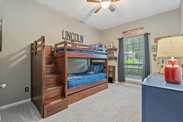 $440,000 | 2504 North Yorkchase Lane, Conroe, TX 77304