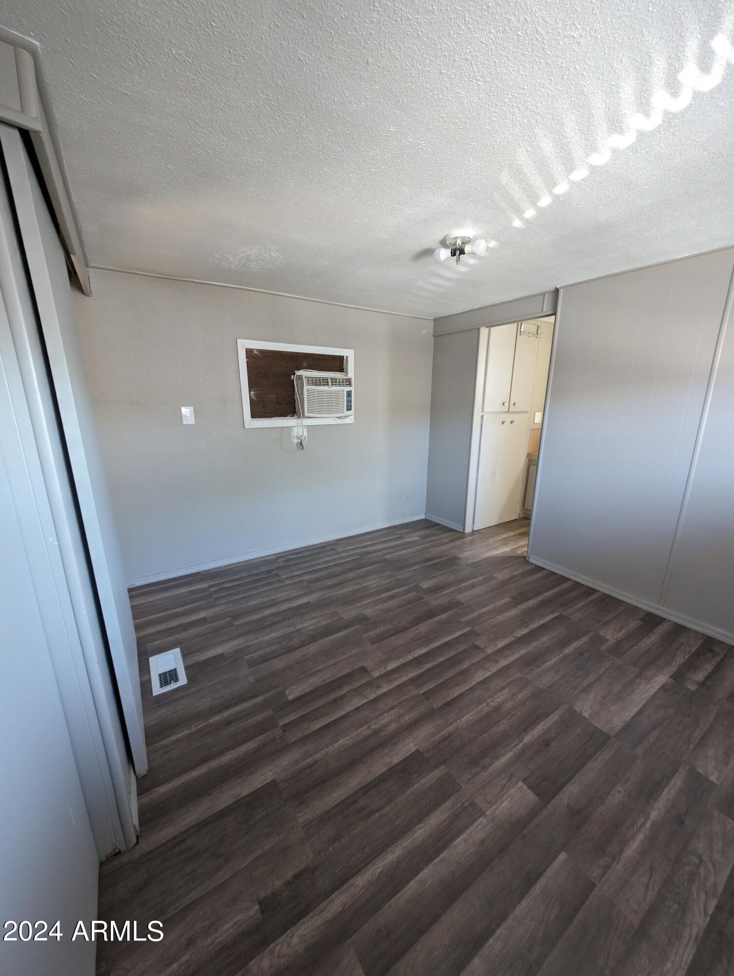 5201 West Camelback Road, Unit F127 Phoenix, AZ 85031 - Photo 21 of 28 1000002894