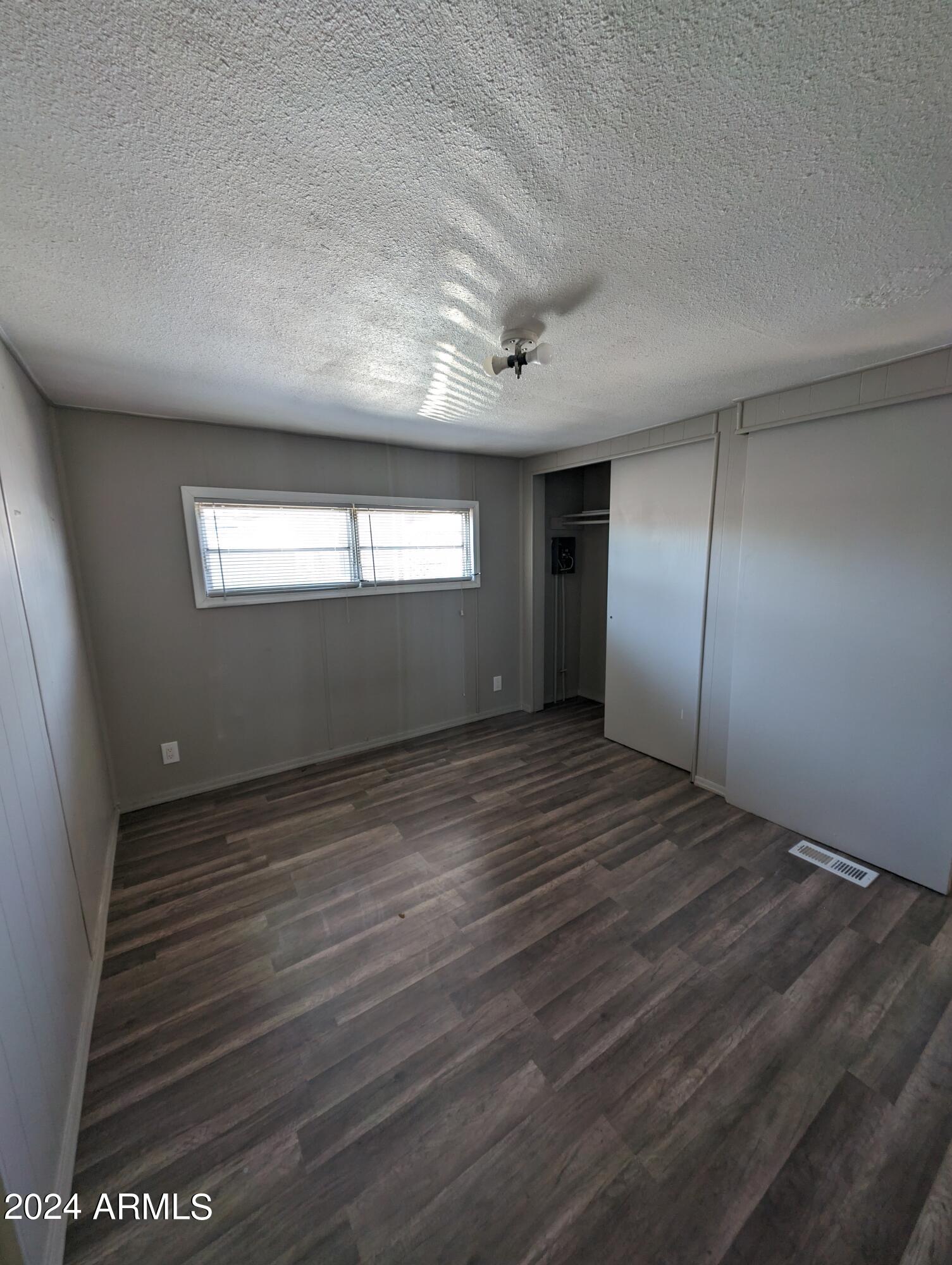 5201 West Camelback Road, Unit F127 Phoenix, AZ 85031 - Photo 22 of 28 1000002893