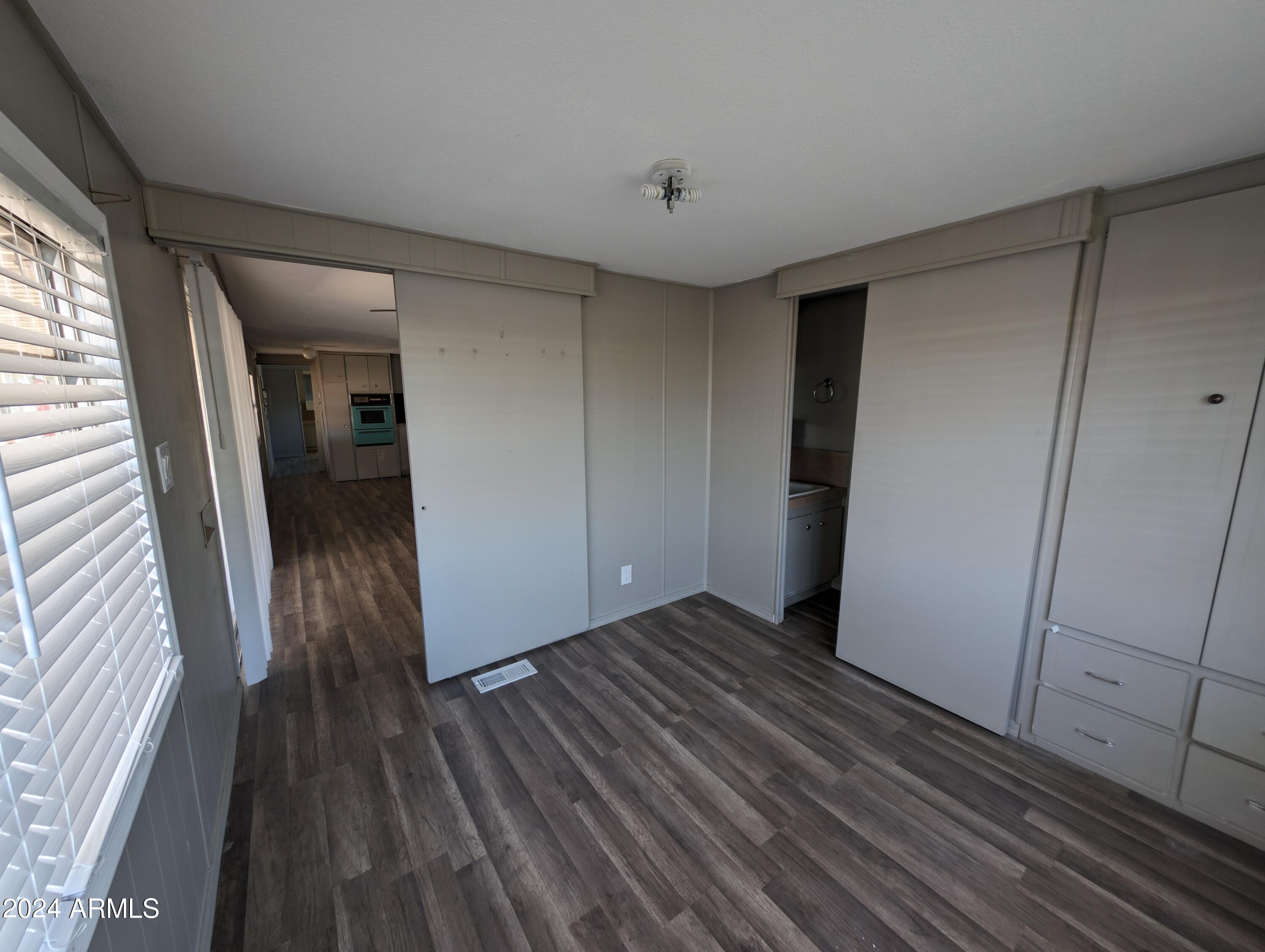 5201 West Camelback Road, Unit F127 Phoenix, AZ 85031 - Photo 26 of 28 1000002903