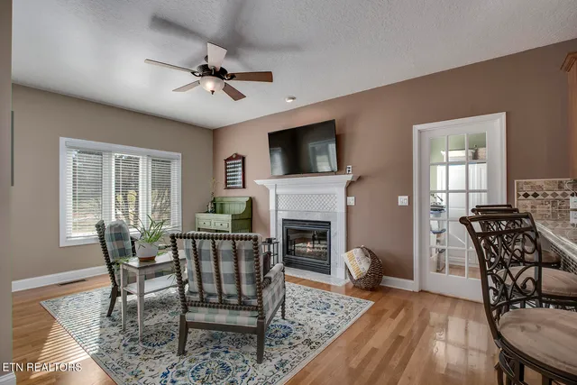 $825,000 | 130 Daleyuhski Way, Loudon, TN 37774