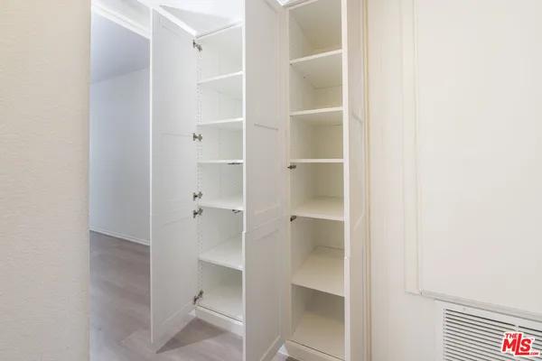 $698,800 | 4260 VÃa Arbolada, Unit 116, Los Angeles, CA 90042