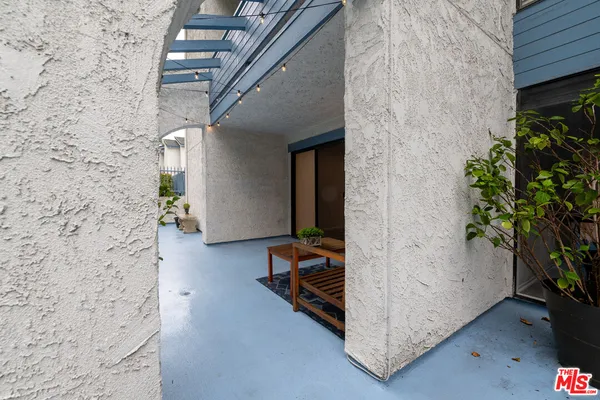 $698,800 | 4260 VÃa Arbolada, Unit 116, Los Angeles, CA 90042