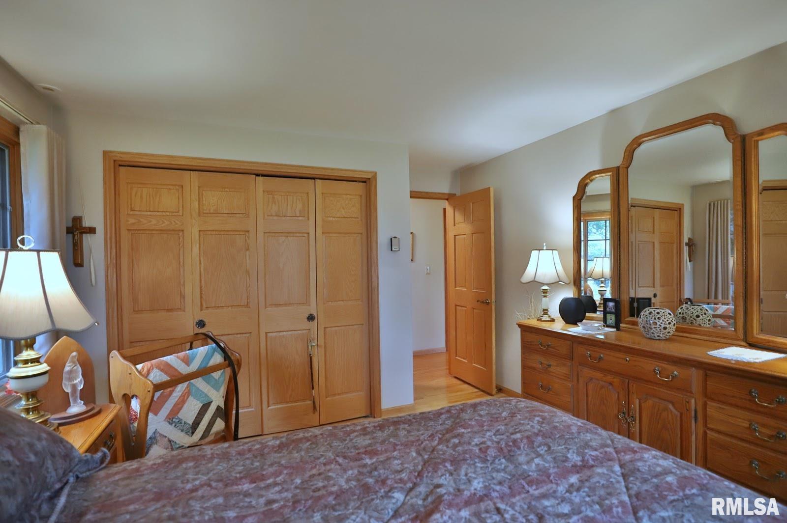 3925 South Paramount Road Bartonville, IL 61607 - Photo 25 of 55 Gallery Image 25