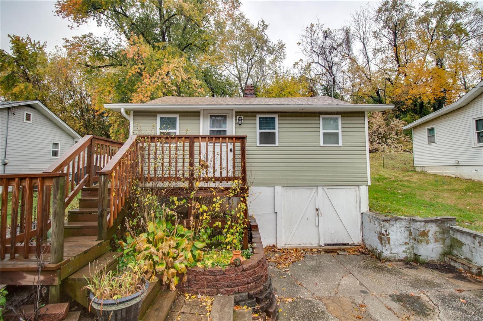 620 Sheppard Street Alton, IL 62002 - Photo 1 of 20