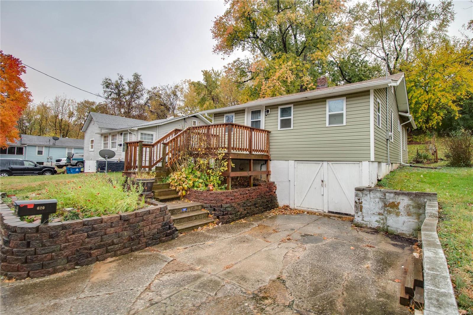 620 Sheppard Street Alton, IL 62002 - Photo 2 of 20