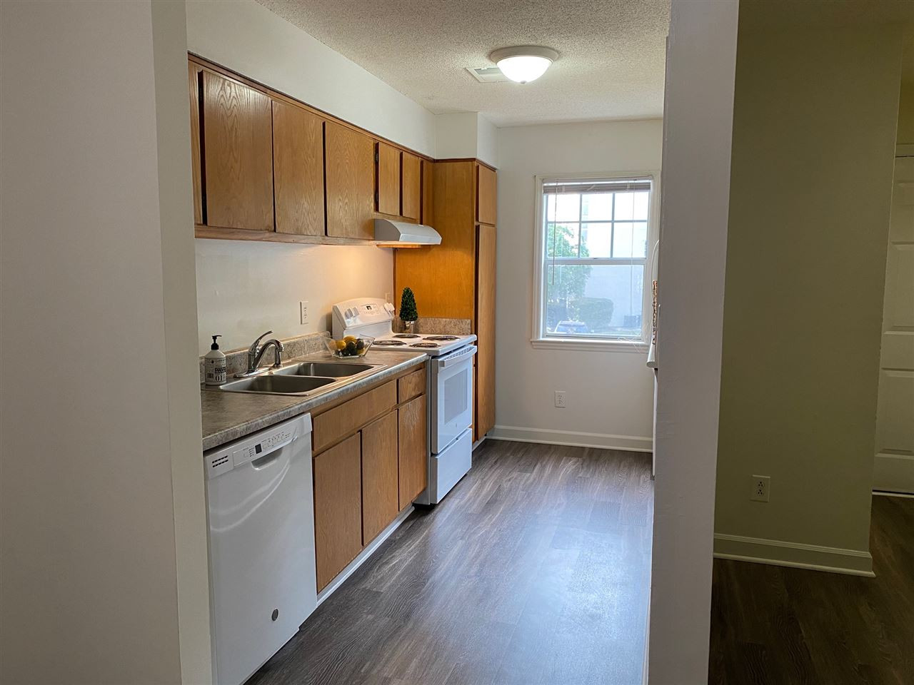 2500 Avent Ferry Road, Unit 203 Raleigh, NC 27606 - Photo 6 of 30 Photo 6