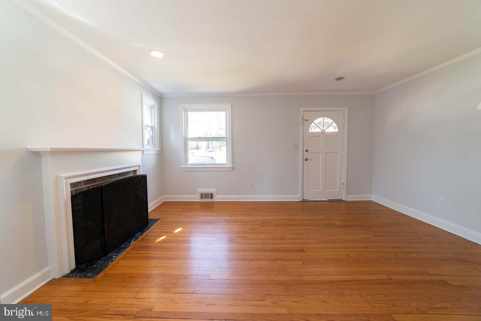 10149 Sutherland Road Silver Spring, MD 20901 - Photo 17 of 22