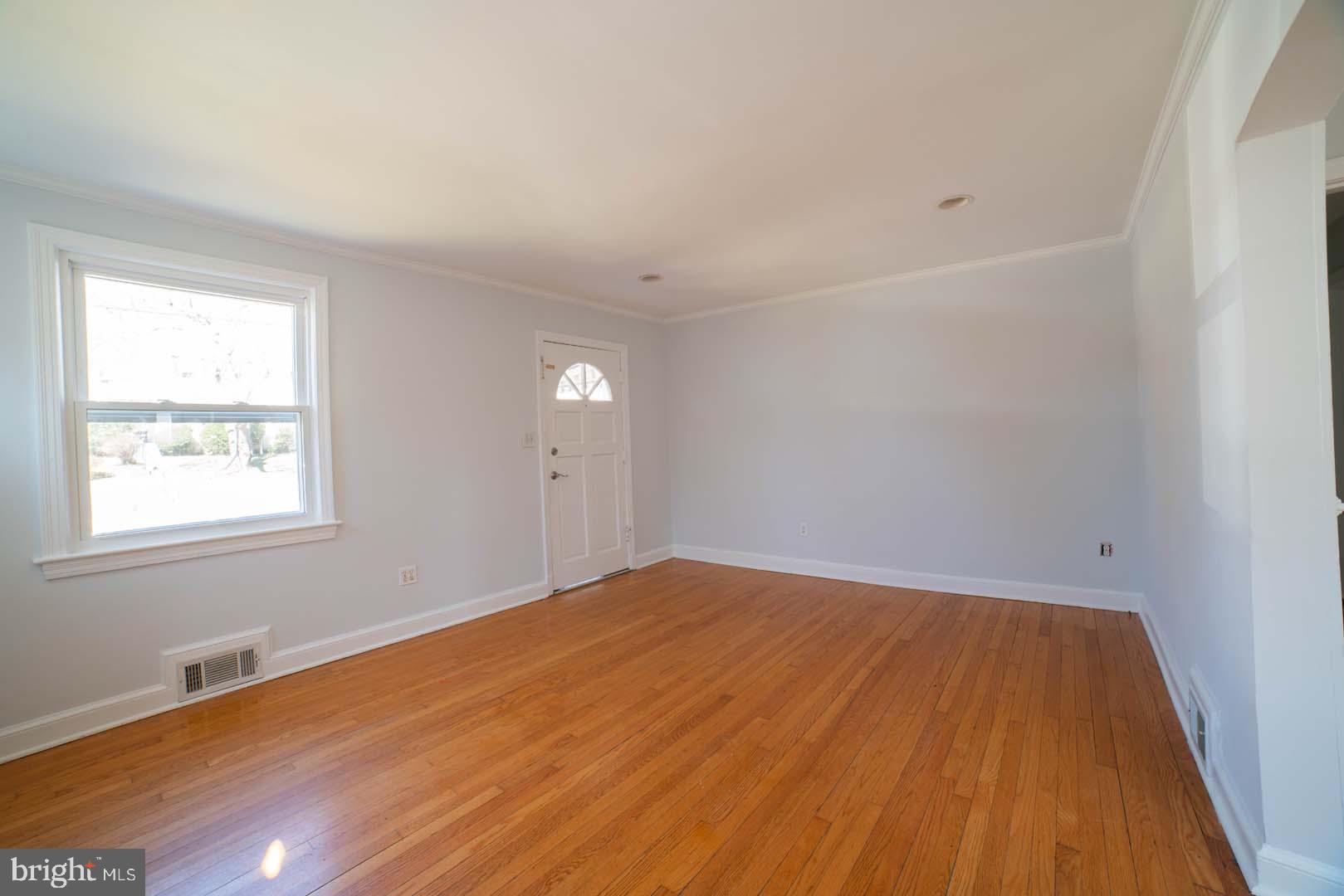 10149 Sutherland Road Silver Spring, MD 20901 - Photo 18 of 22