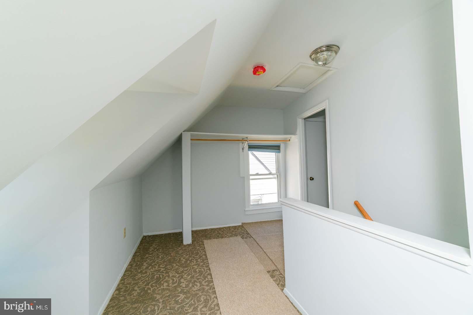 10149 Sutherland Road Silver Spring, MD 20901 - Photo 4 of 22