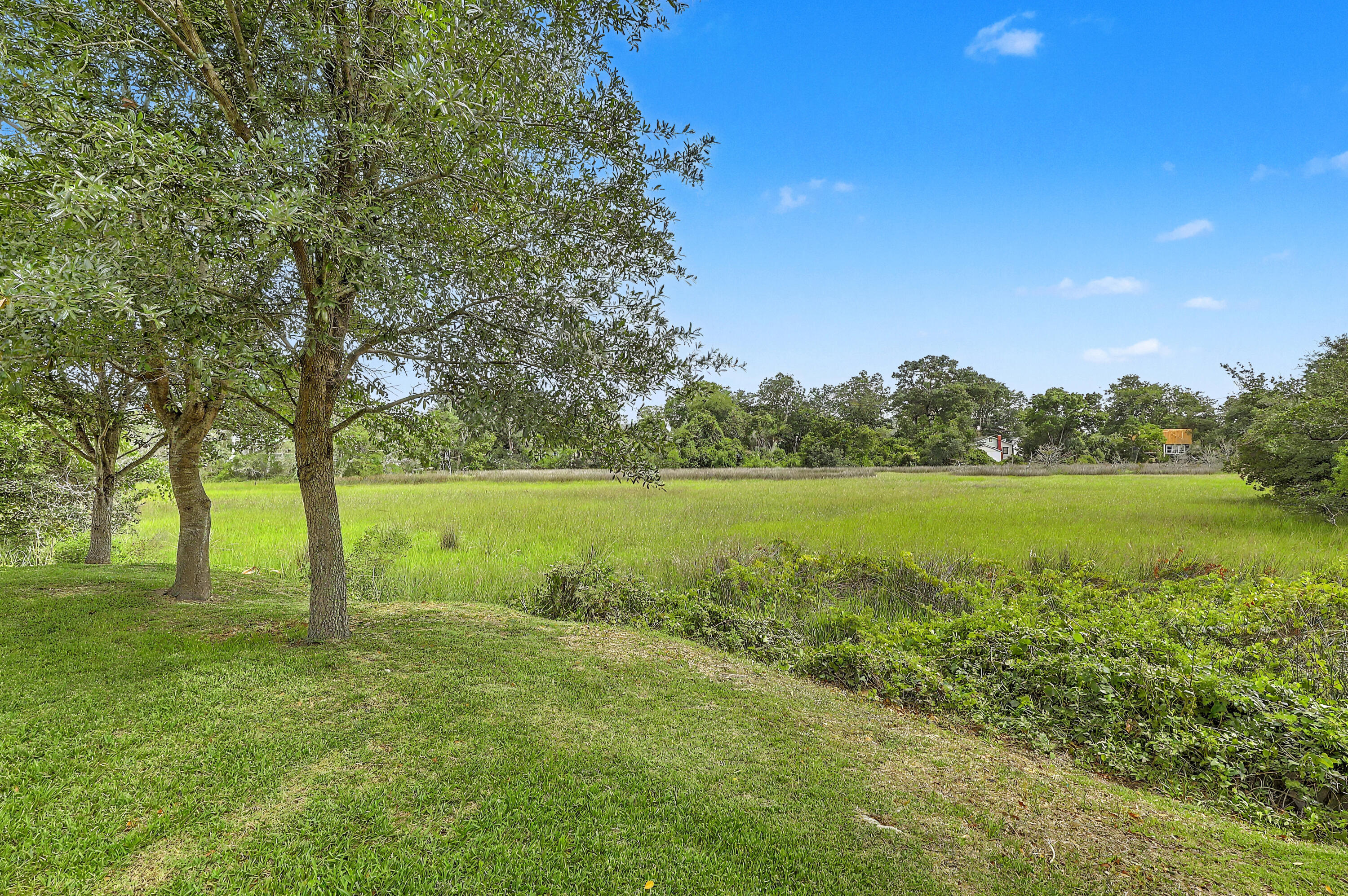 94 Gordon Street Charleston, SC 29403 - Photo 35 of 42