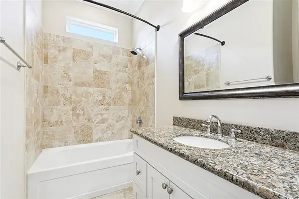 $3,800 | 921 French Street, New Orleans, LA 70124