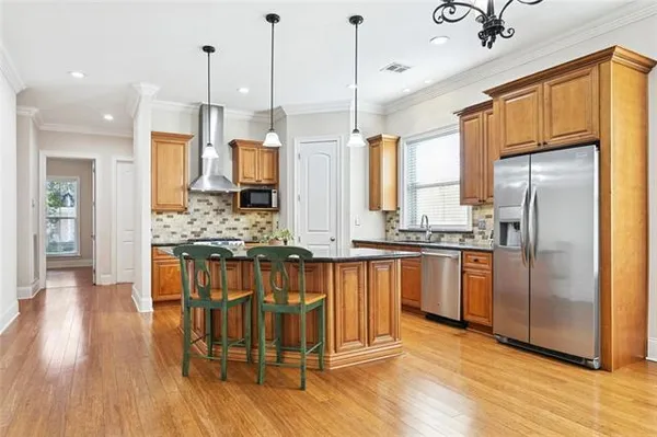 $3,800 | 921 French Street, New Orleans, LA 70124