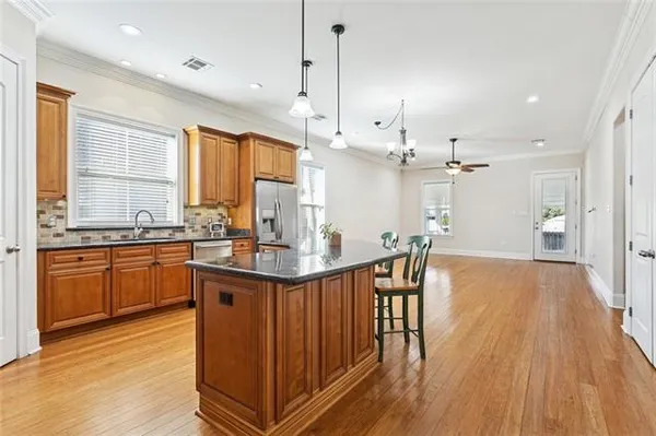 $3,800 | 921 French Street, New Orleans, LA 70124