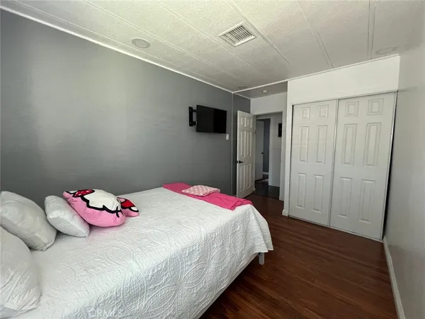 $162,000 | 320 North Park Vista Street, Unit 20, Anaheim, CA 92806