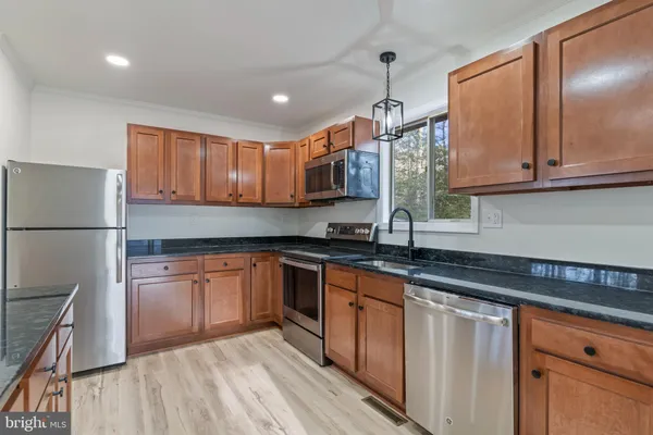 $2,300 | 12403 Ridge Road, Lusby, MD 20657