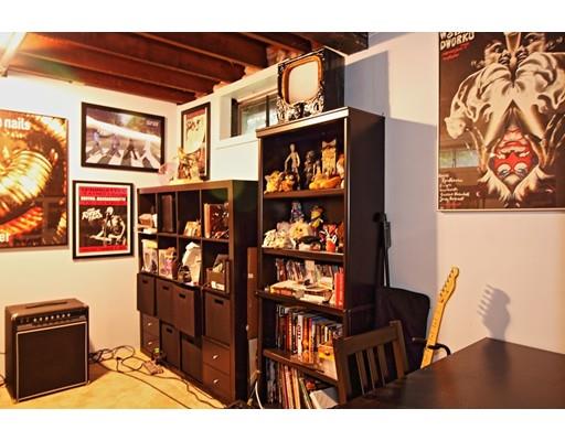 4 Jr Avenue Methuen, MA 01844 - Photo 20 of 23 a view of a cafe with an outdoor space