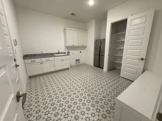 $1,185,000 | 309 Wolf Rdg Road, Georgetown, TX 78628