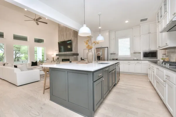 $1,085,000 | 309 Wolf Rdg Road, Georgetown, TX 78628