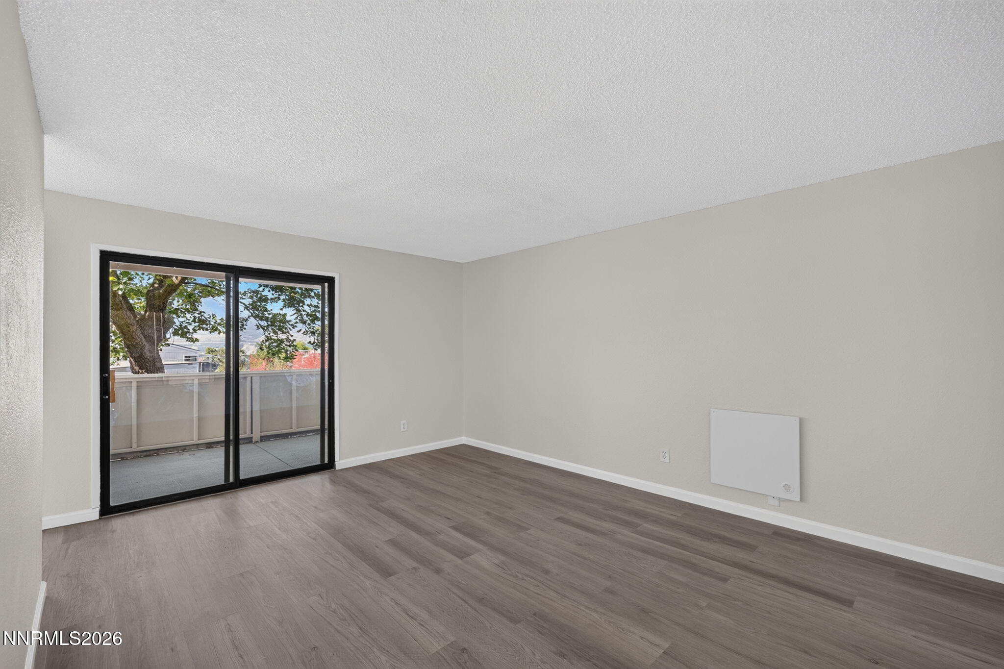 3865 East Leonesio Drive, Unit G1 Reno, NV 89512 - Photo 11 of 28 13-web-or-mls-007_IMG_2338