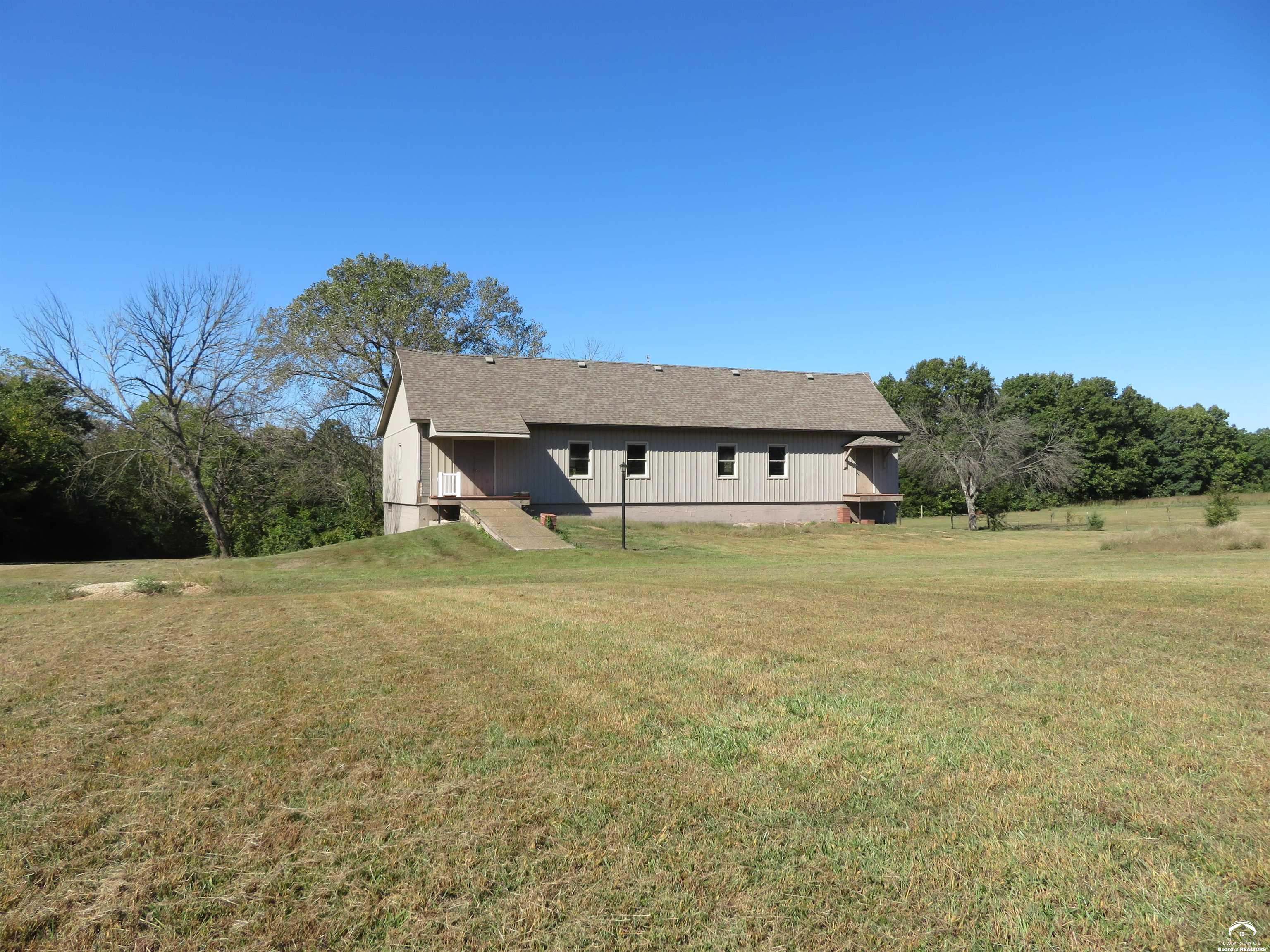 7607 Ferguson Road Ozawkie, KS 66070 - Photo 59 of 98 Gallery Image 59