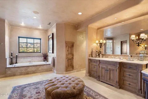 $9,500,000 | 9743 East Madera Drive, Scottsdale, AZ 85262