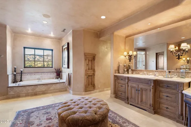 $9,500,000 | 9743 East Madera Drive, Scottsdale, AZ 85262