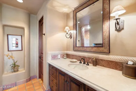 $9,500,000 | 9743 East Madera Drive, Scottsdale, AZ 85262