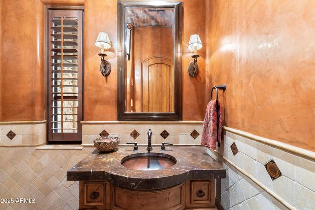 $9,500,000 | 9743 East Madera Drive, Scottsdale, AZ 85262