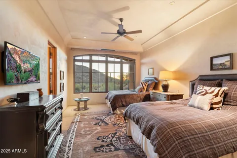 $9,500,000 | 9743 East Madera Drive, Scottsdale, AZ 85262