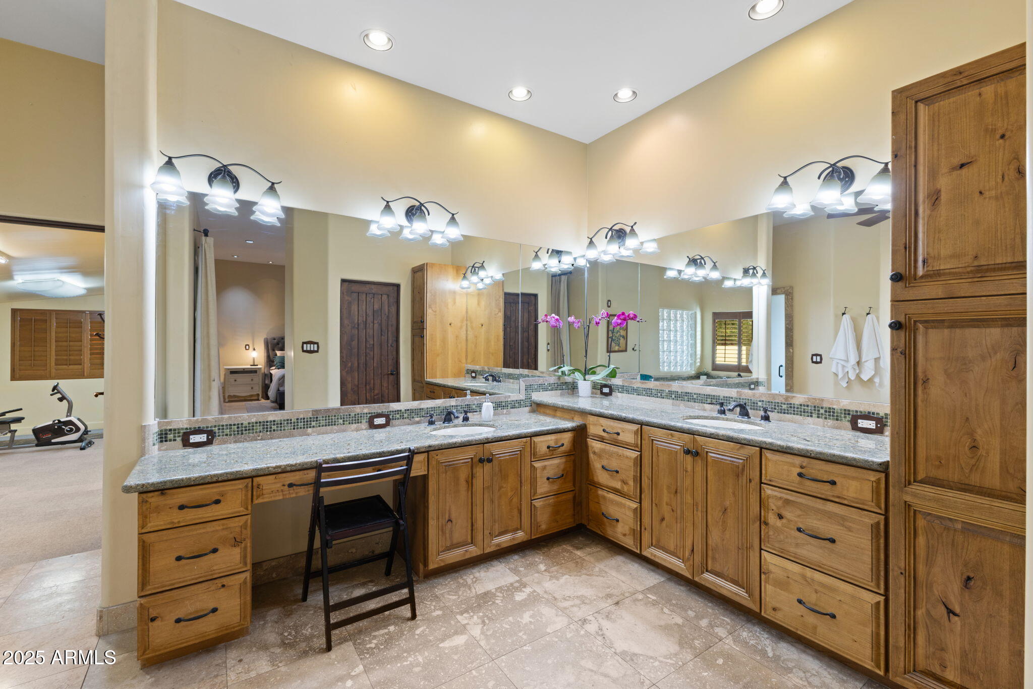 8821 North 9th Avenue Phoenix, AZ 85021 - Photo 15 of 36 a spacious bathroom with a granite countertop sink a mirror and a