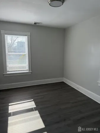 $2,700 | 332 North 4th Avenue, Unit 2, Highland Park, NJ 08904