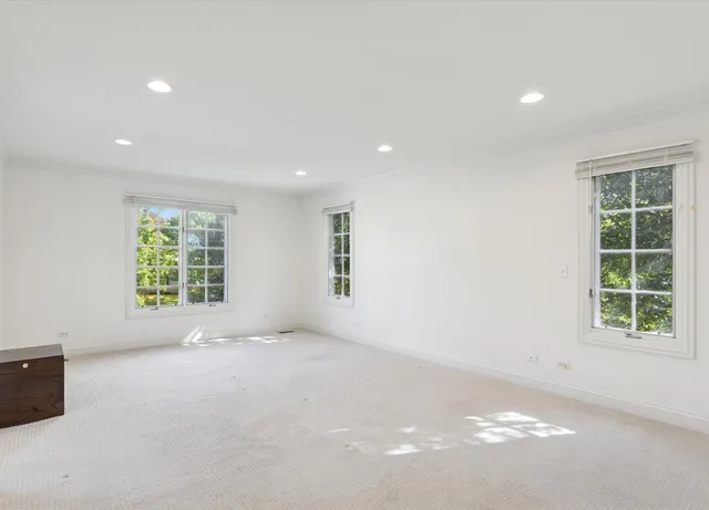 $899,000 | 660 Buckingham Court, Lake Forest, IL 60045