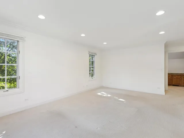 $899,000 | 660 Buckingham Court, Lake Forest, IL 60045