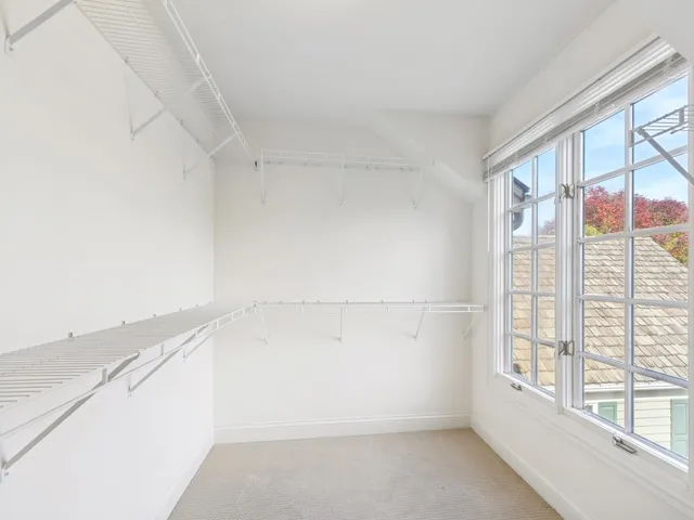 $899,000 | 660 Buckingham Court, Lake Forest, IL 60045