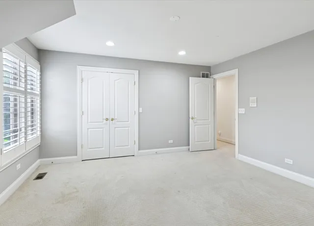 $899,000 | 660 Buckingham Court, Lake Forest, IL 60045