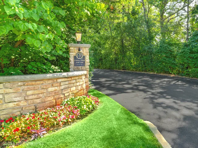 $899,000 | 660 Buckingham Court, Lake Forest, IL 60045