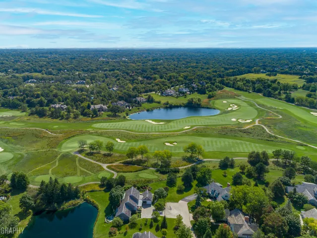 $899,000 | 660 Buckingham Court, Lake Forest, IL 60045