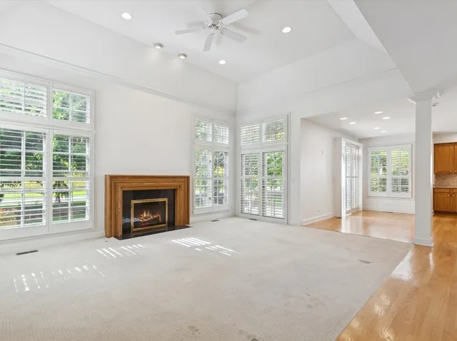 $899,000 | 660 Buckingham Court, Lake Forest, IL 60045