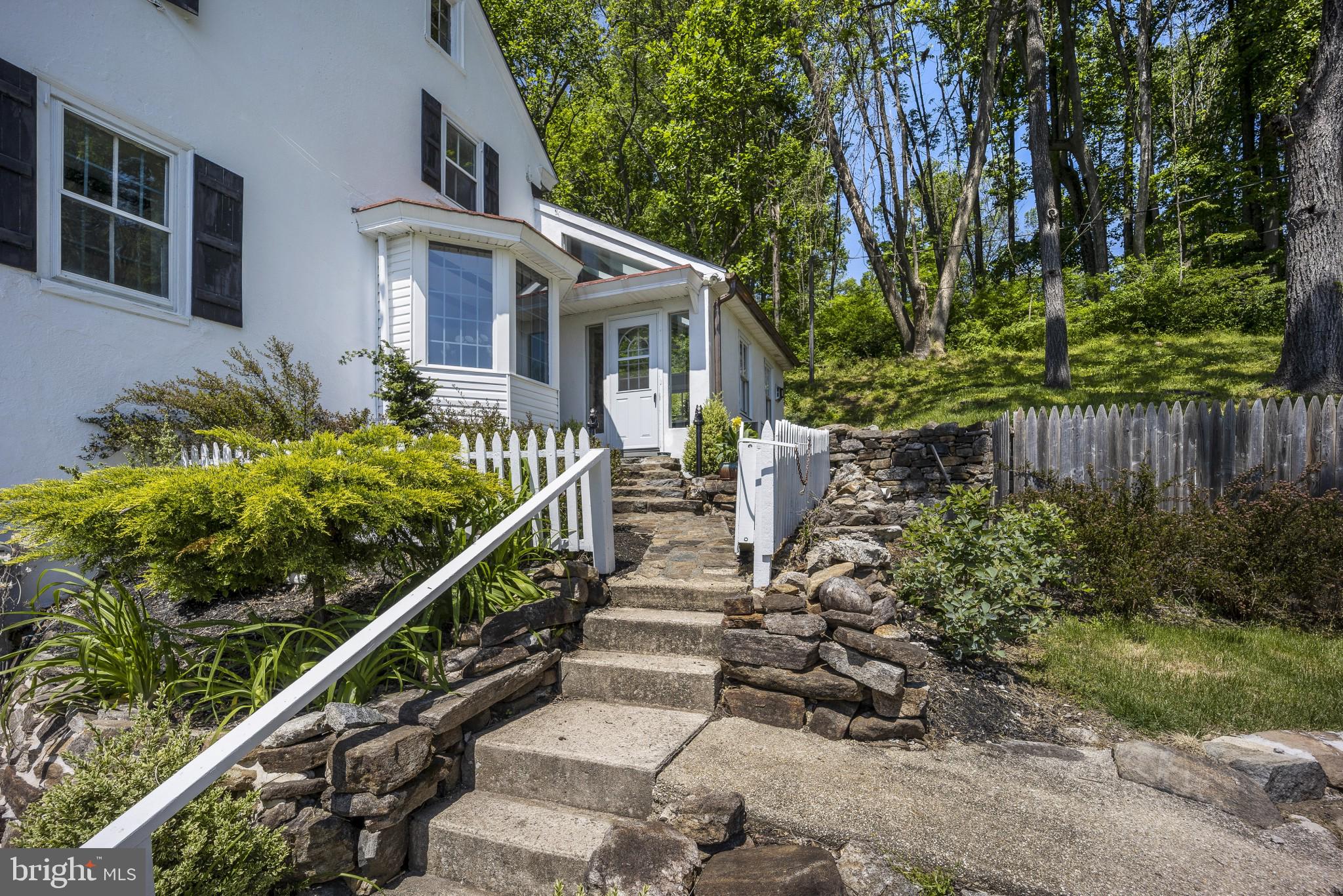 511 Merlin Road Phoenixville, PA 19460 - Photo 36 of 44 Sunroom entrance