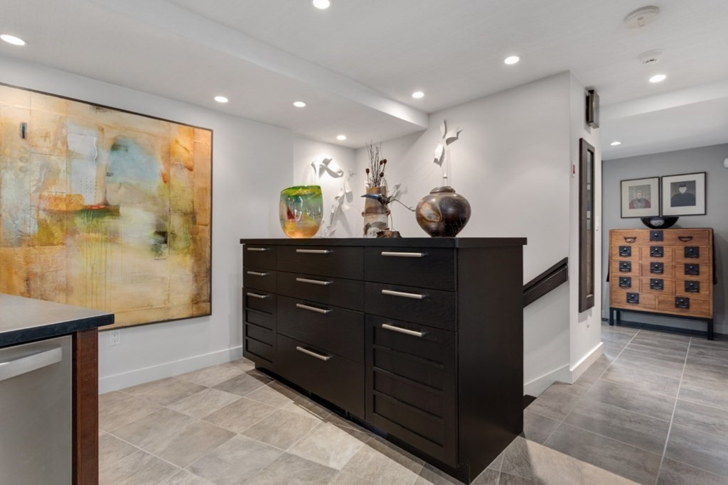 33 Pasture Road Reading, MA 01867 - Photo 11 of 32 Gallery Image 11